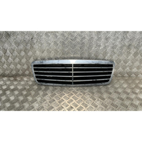 Calandre MERCEDES CLASSE CLK 208