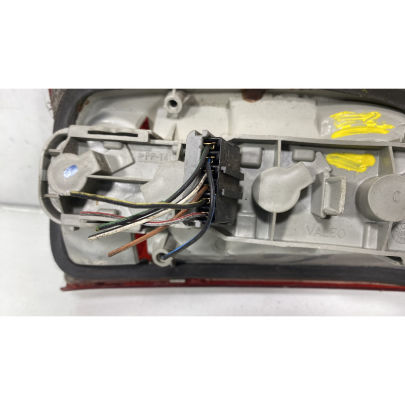 Feu arriere principal droit (feux) OPEL CORSA B Photo n°3