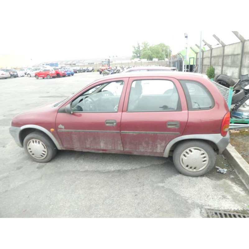 Feu arriere principal droit (feux) OPEL CORSA B Photo n°7