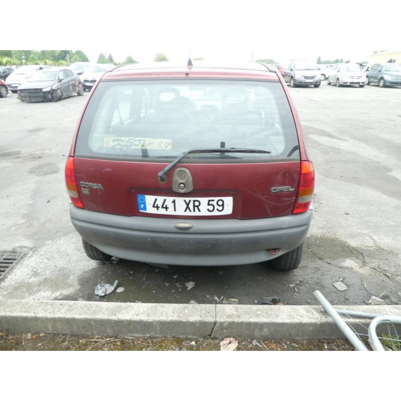 Feu arriere principal droit (feux) OPEL CORSA B Photo n°10