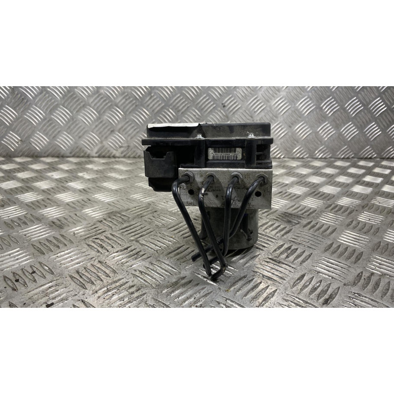 Bloc ABS (freins anti-blocage) BMW X3 E83 Photo n°2