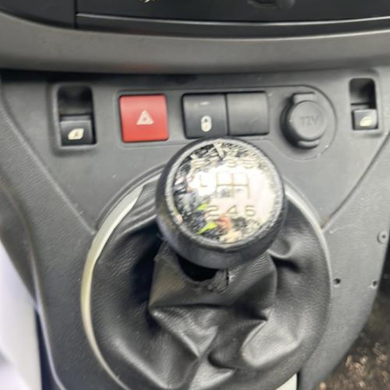 Debitmetre PEUGEOT PARTNER 2 Photo n°13