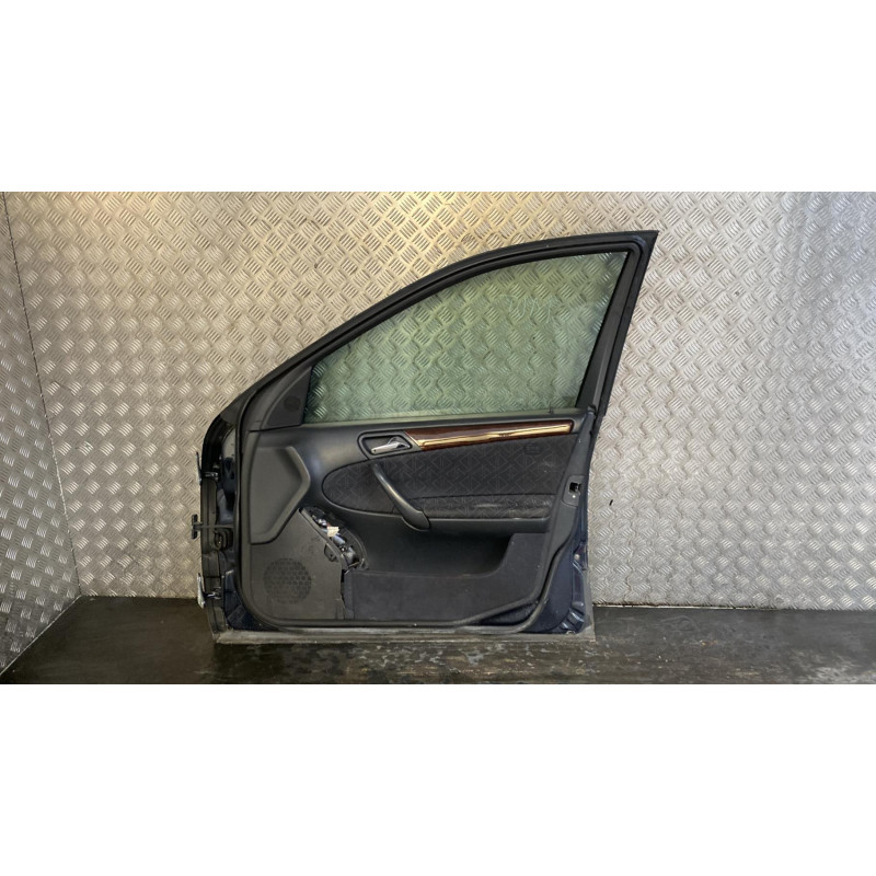 Porte avant droit MERCEDES CLASSE C 203 Photo n°4