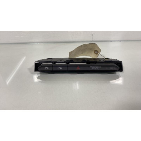 Bouton de warning VOLKSWAGEN PASSAT 7 Photo n°1