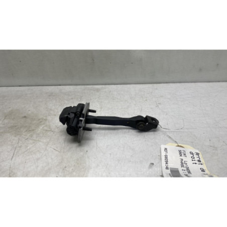 Arret de porte avant droit FIAT 500X