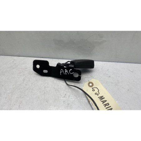 Attache ceinture arriere centrale FIAT 500X Photo n°1