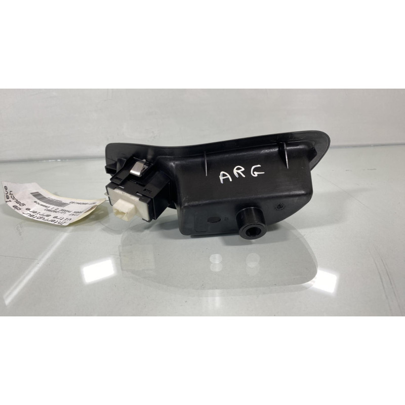 Interrupteur de leve vitre arriere gauche FIAT 500X Photo n°2