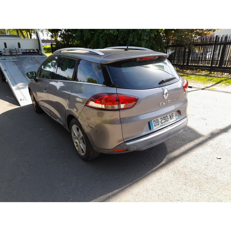 RENAULT CLIO 4 PHASE 1 BREAK 1.2i - 16V TURBO TCE 120 Photo n°4