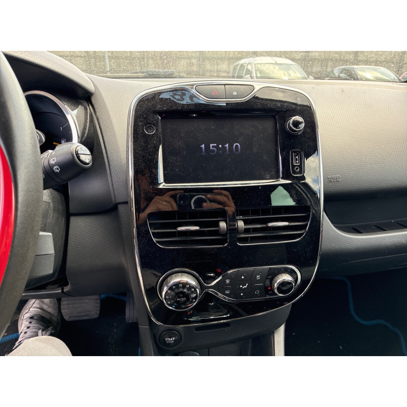 RENAULT CLIO 4 PHASE 1 BREAK 1.2i - 16V TURBO TCE 120 Photo n°27