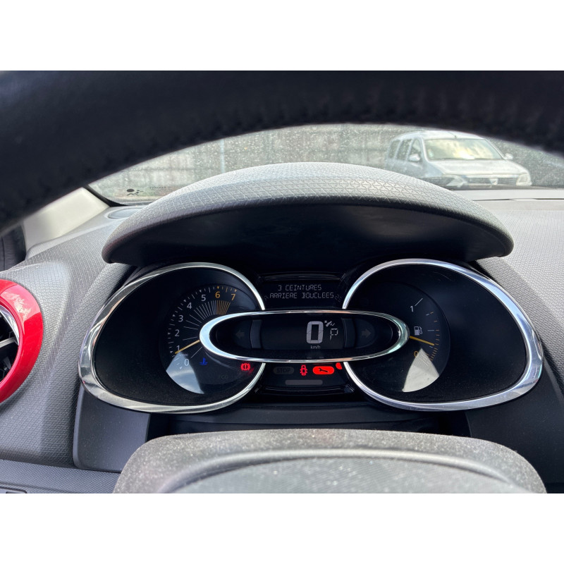 RENAULT CLIO 4 PHASE 1 BREAK 1.2i - 16V TURBO TCE 120 Photo n°32