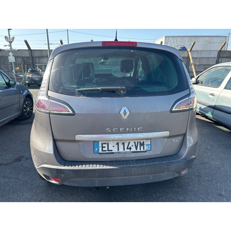 RENAULT GRAND SCENIC 3 PHASE 3 1.2i - 16V TURBO TCE 130 Photo n°8