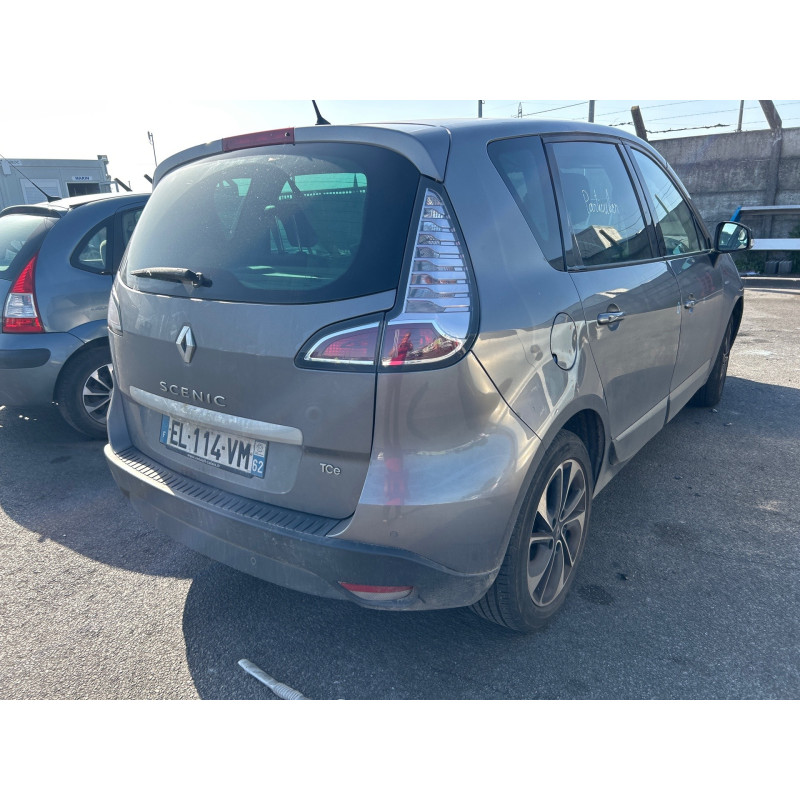 RENAULT GRAND SCENIC 3 PHASE 3 1.2i - 16V TURBO TCE 130 Photo n°17
