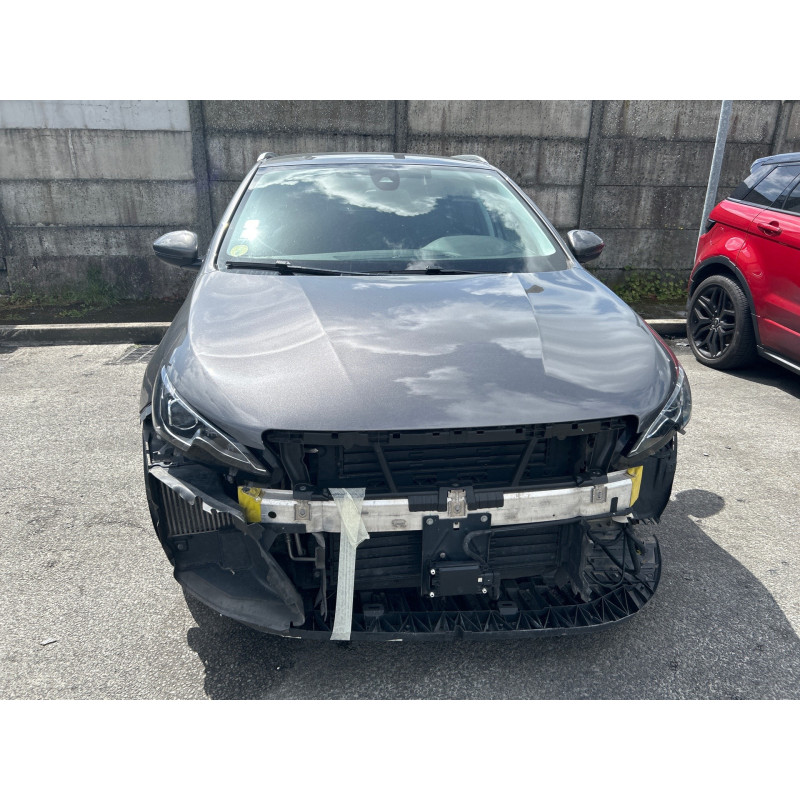 PEUGEOT 308 2 SW PHASE 2 BREAK 1.5 BLUE HDI - 16V TURBO Photo n°5