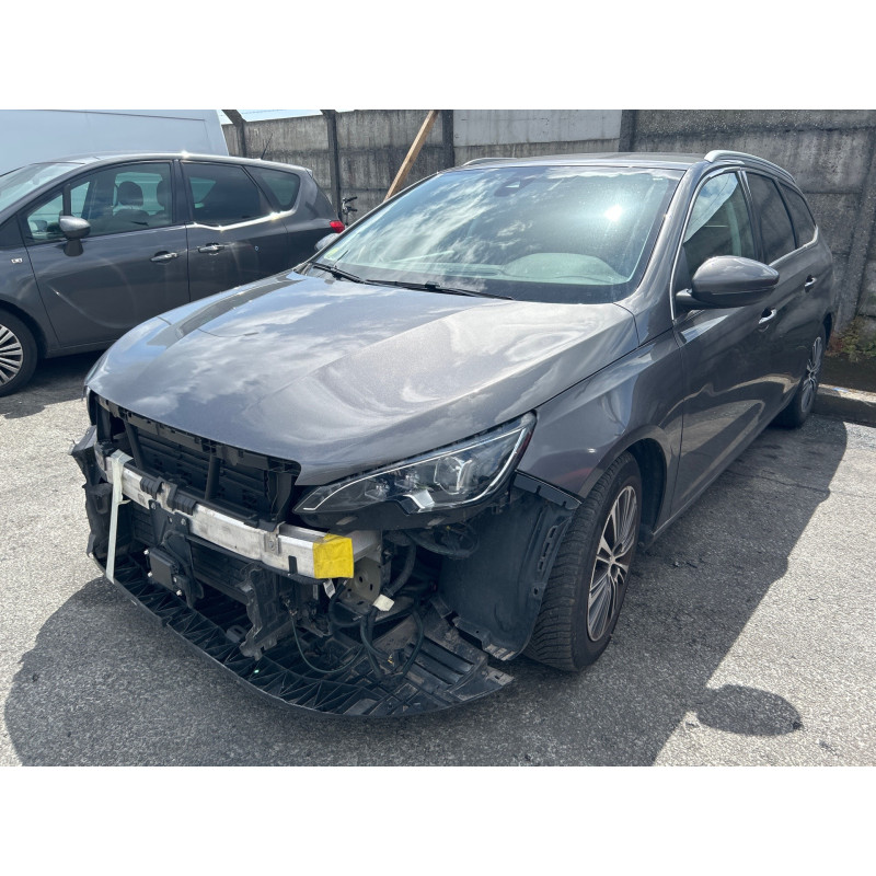 PEUGEOT 308 2 SW PHASE 2 BREAK 1.5 BLUE HDI - 16V TURBO Photo n°14