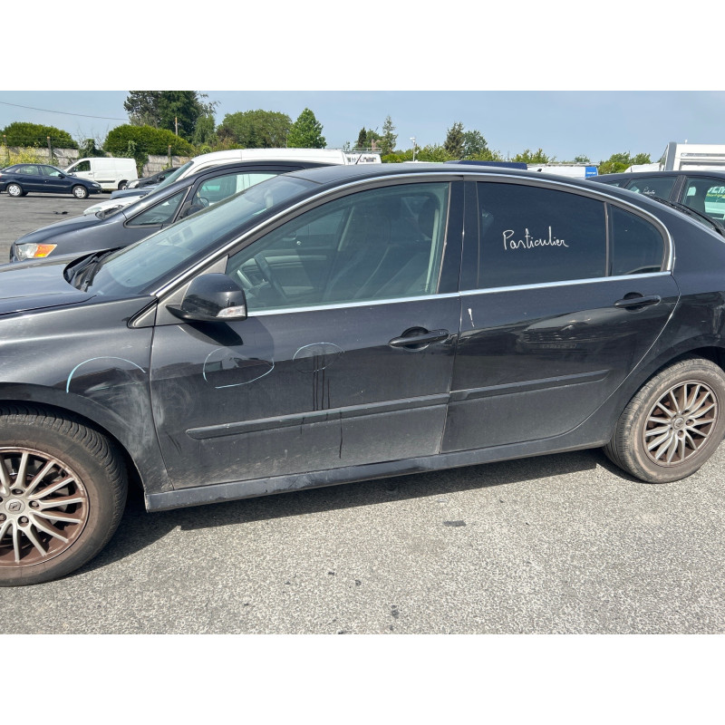 RENAULT LAGUNA 3 PHASE 2 2.0 DCI - 16V TURBO Photo n°12