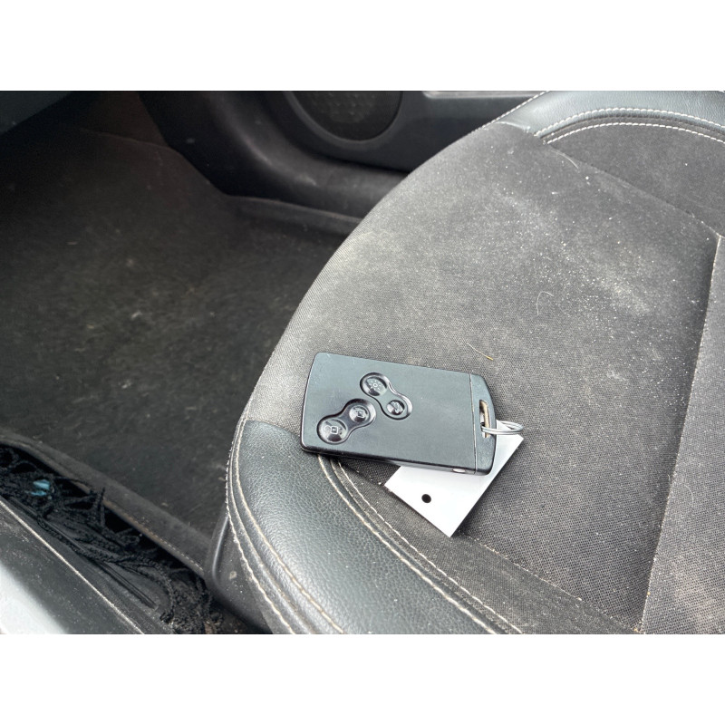 RENAULT LAGUNA 3 PHASE 2 2.0 DCI - 16V TURBO Photo n°18
