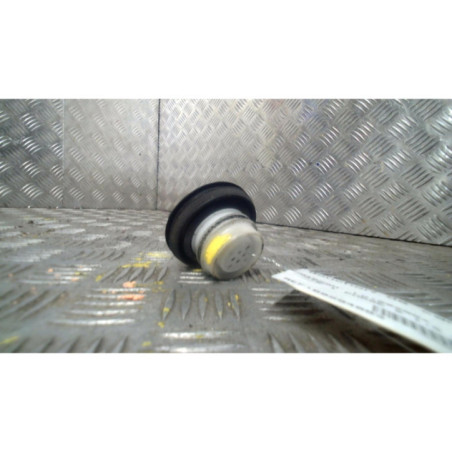 Bouchon de carburant NISSAN NOTE 1