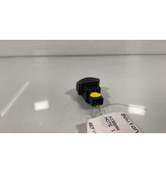 Bouton de warning NISSAN NOTE 1