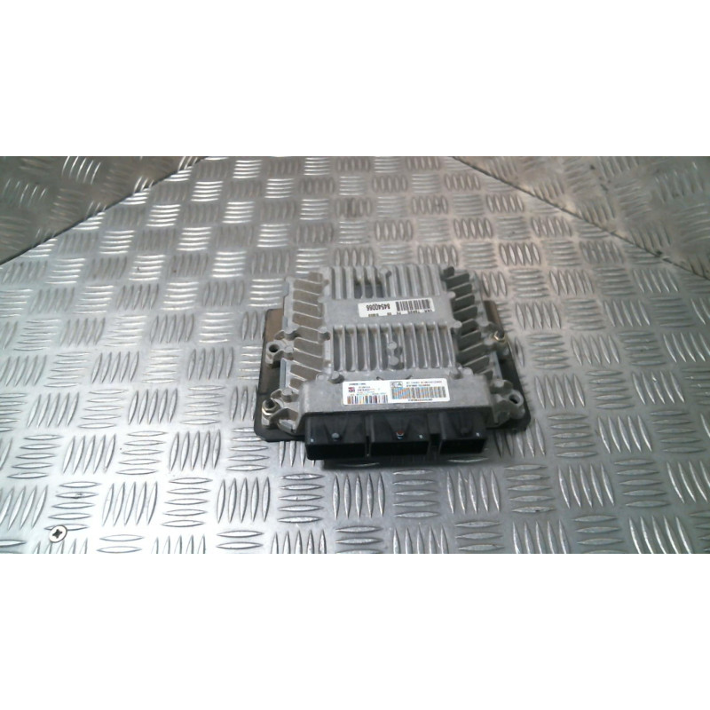 Calculateur moteur PEUGEOT 307 Photo n°2