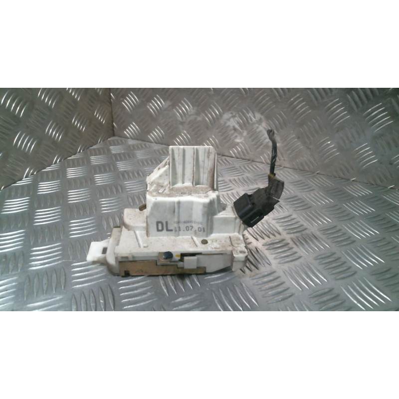 Serrure arriere droit FORD MONDEO 2 Photo n°2