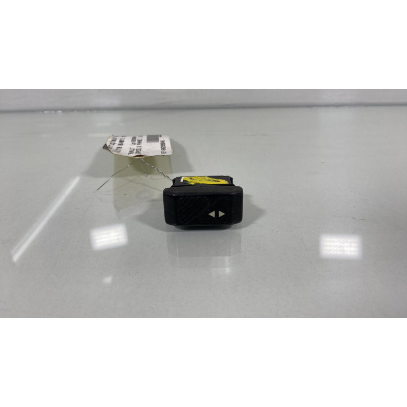 Interrupteur de leve vitre avant droit RENAULT ESPACE 2 Photo n°3