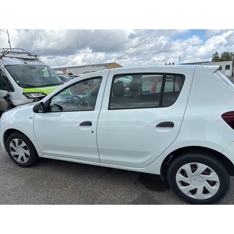 DACIA SANDERO 2 PHASE 2 1.0i - 12V SCE 75 Photo n°8