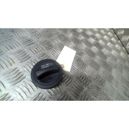 Bouchon de carburant MERCEDES CLASSE E 210