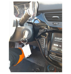 OPEL CORSA E 1.4i - 16V TURBO