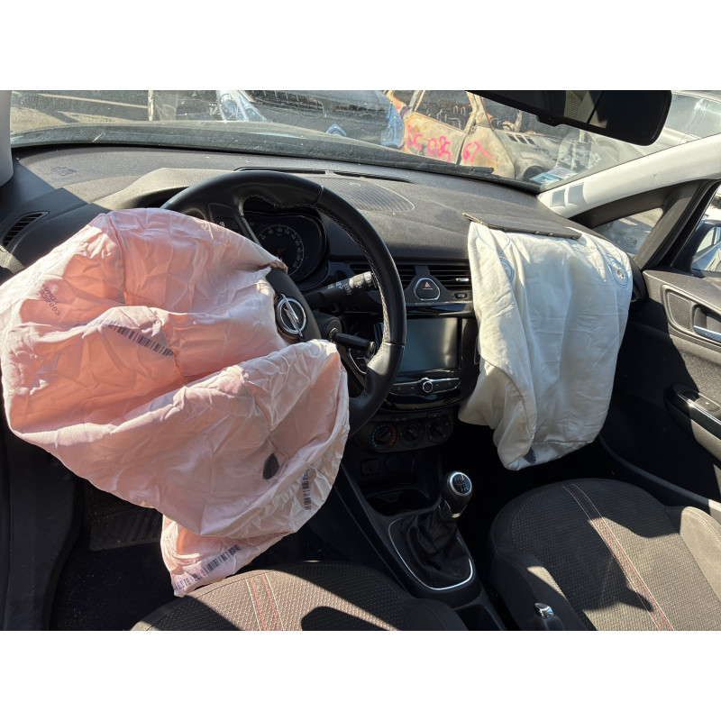 OPEL CORSA E 1.4i - 16V TURBO Photo n°20