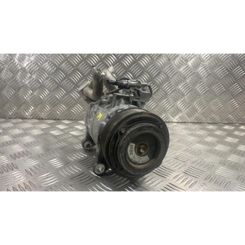 Compresseur clim BMW SERIE 1 F20 Photo n°4