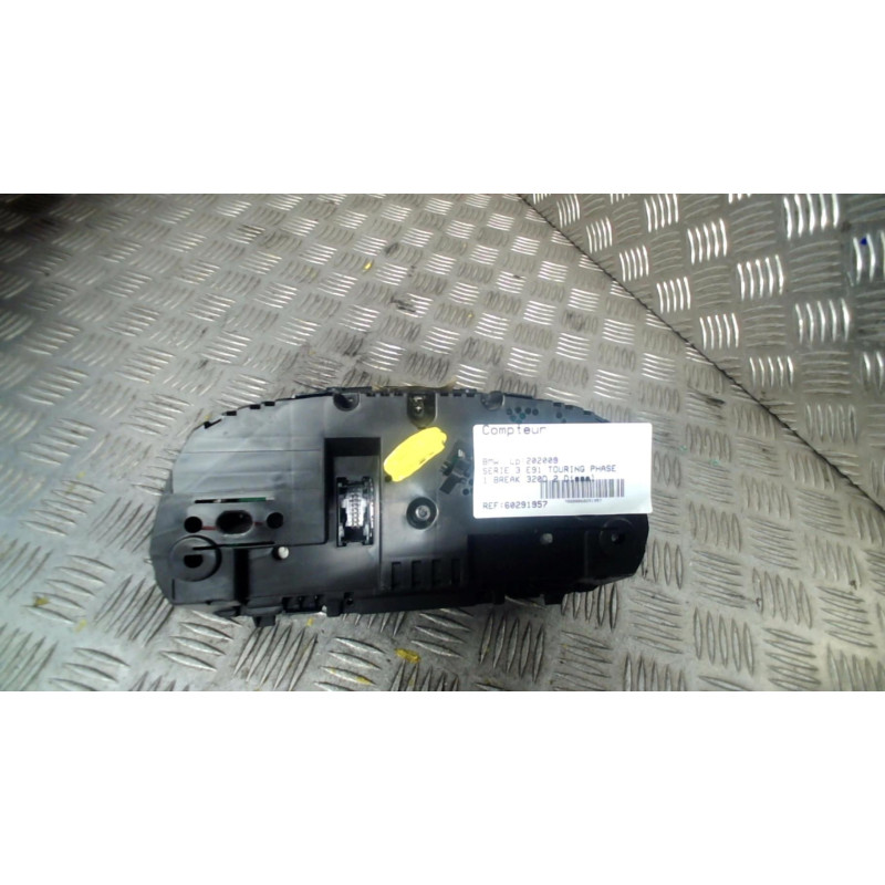 Compteur BMW SERIE 3 E91 Photo n°2