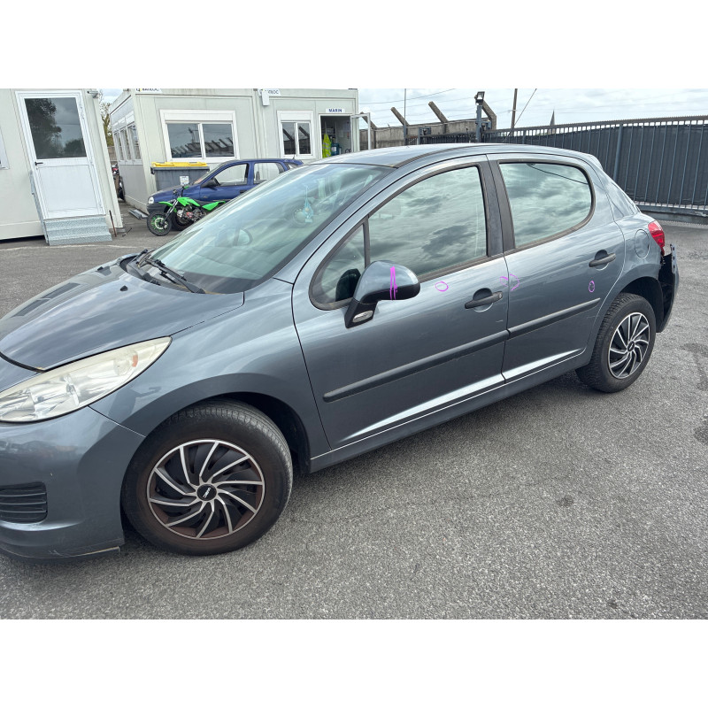 PEUGEOT 207 PHASE 2 1.4i - 8V Photo n°8