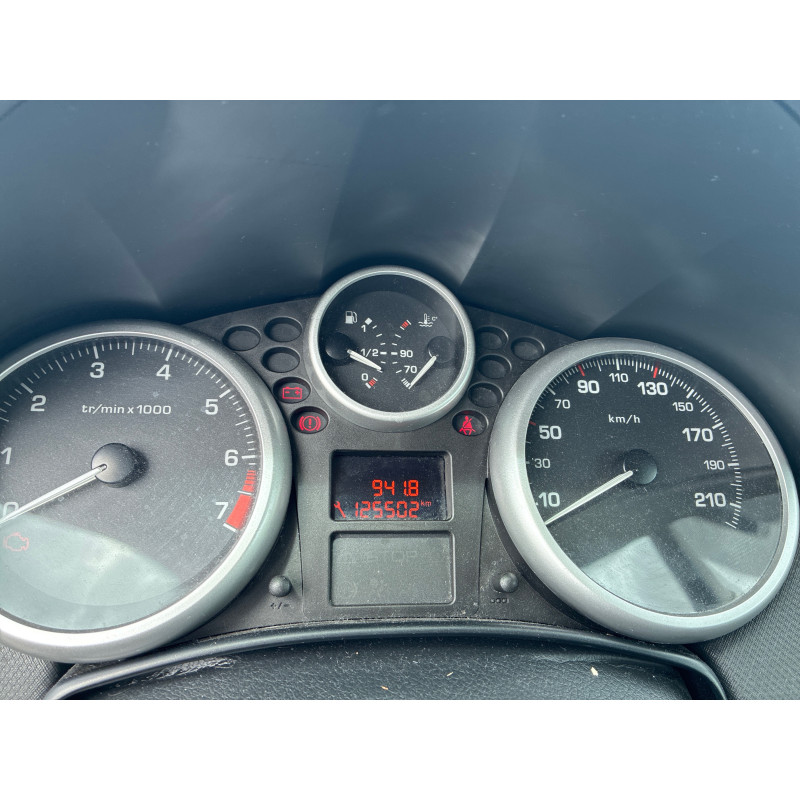 PEUGEOT 207 PHASE 2 1.4i - 8V Photo n°15