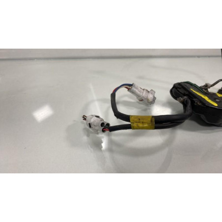 Serrure avant droit SUZUKI SWIFT 2