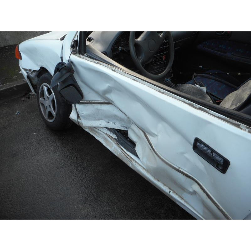 Serrure avant droit SUZUKI SWIFT 2 Photo n°8