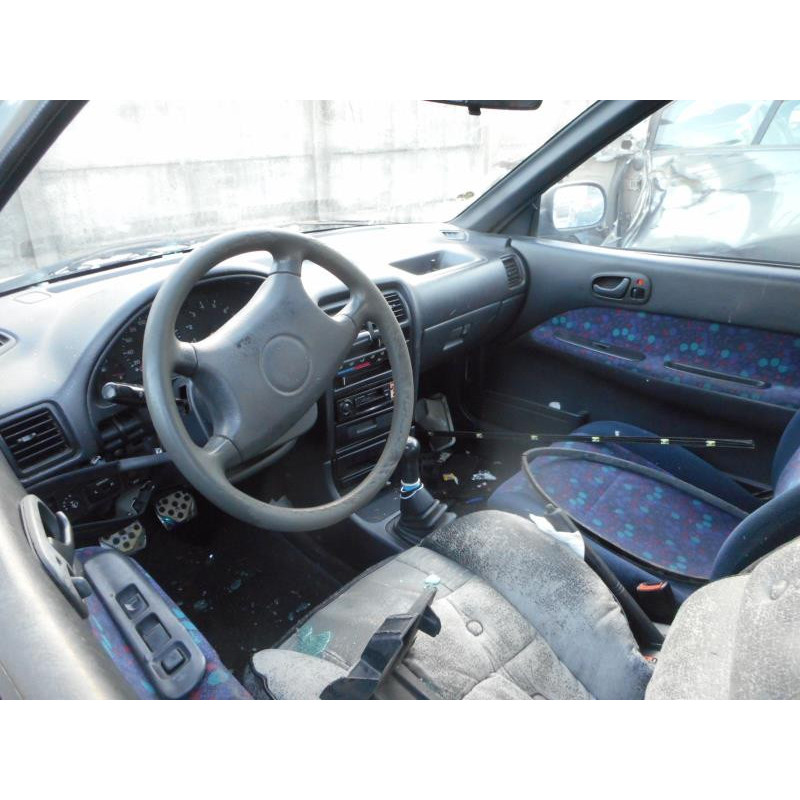 Serrure avant droit SUZUKI SWIFT 2 Photo n°9