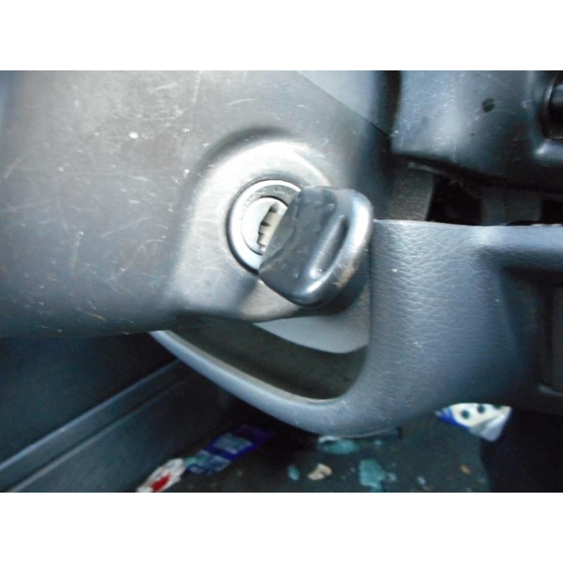 Serrure avant droit SUZUKI SWIFT 2 Photo n°11