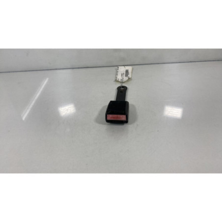 Attache ceinture avant droit PEUGEOT 206