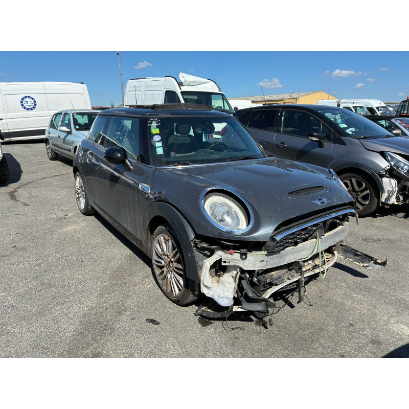 MINI MINI 3 F56 PHASE 1 2.0i - 16V TURBO COOPER S Photo n°2