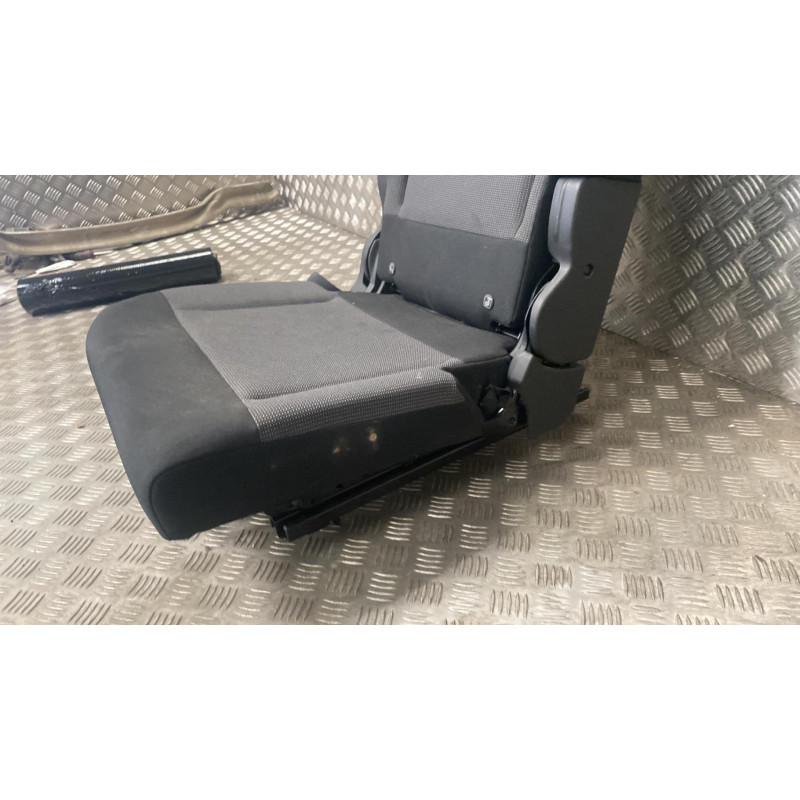 Siege arriere droit CITROEN C3 AIRCROSS Photo n°2