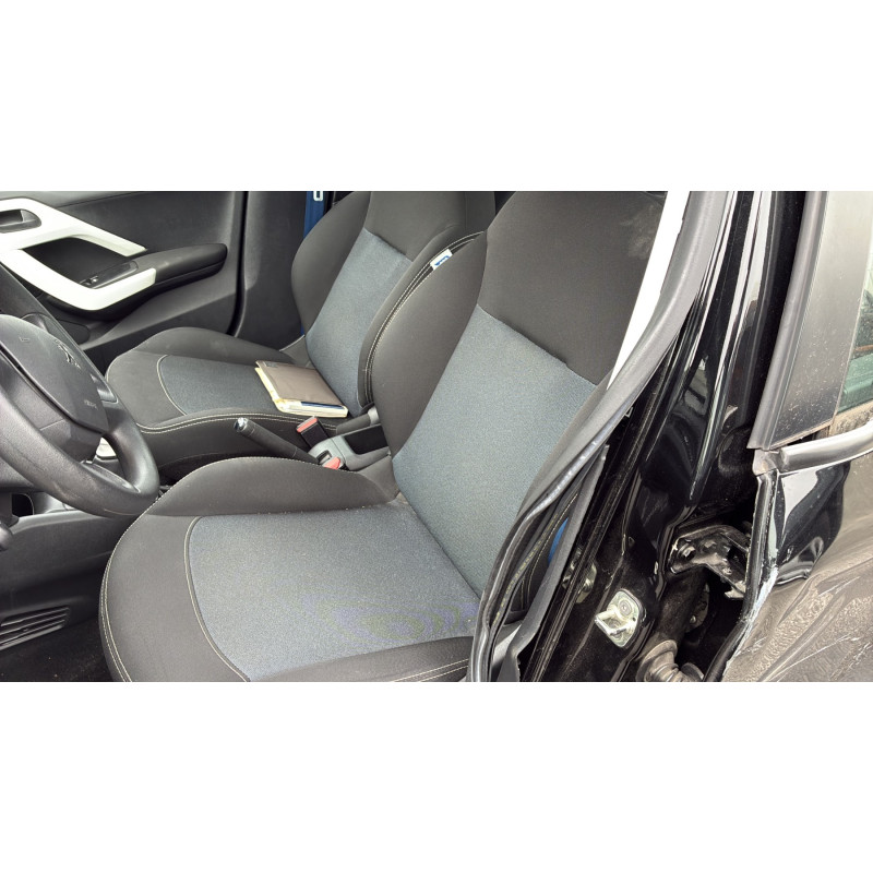 PEUGEOT 208 1 PHASE 1 1.0 VTI - 12V Photo n°22