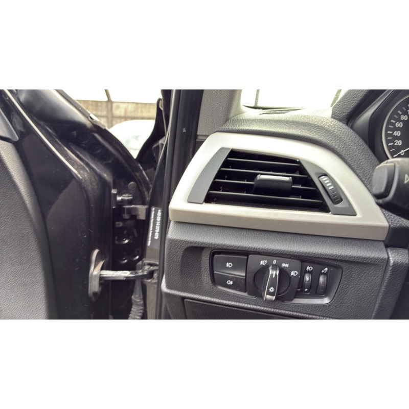 BMW SERIE 1 F20 PHASE 2 116i 1.5i - 12V TURBO Photo n°25