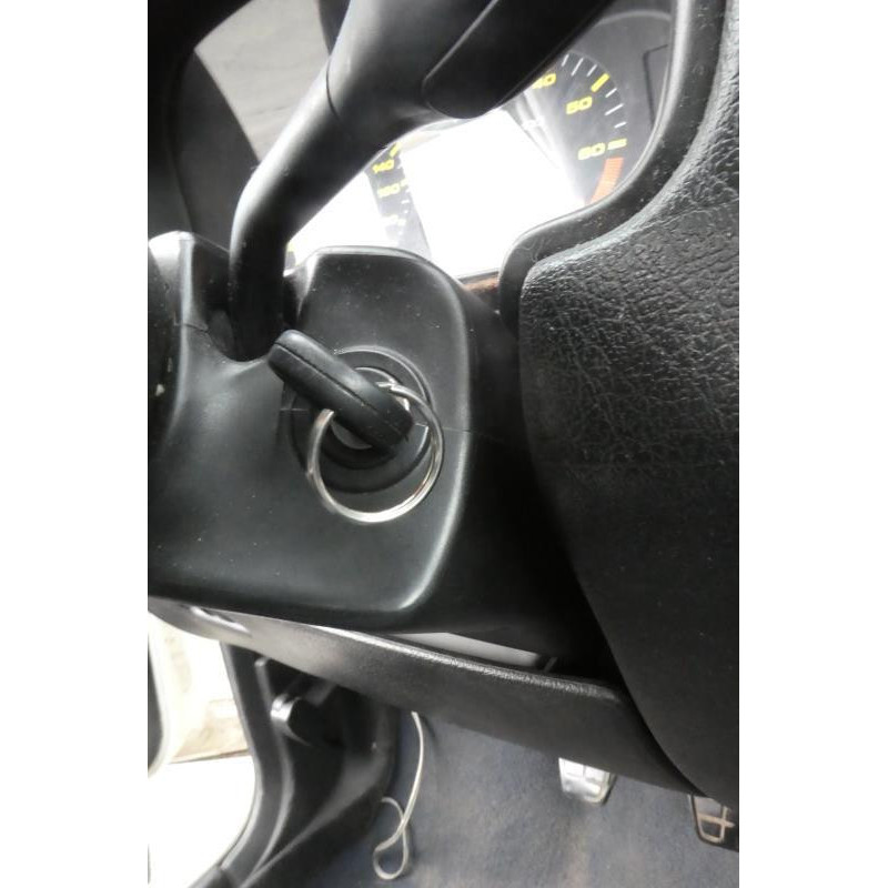 Trappe d'essence SEAT IBIZA 2 Photo n°8