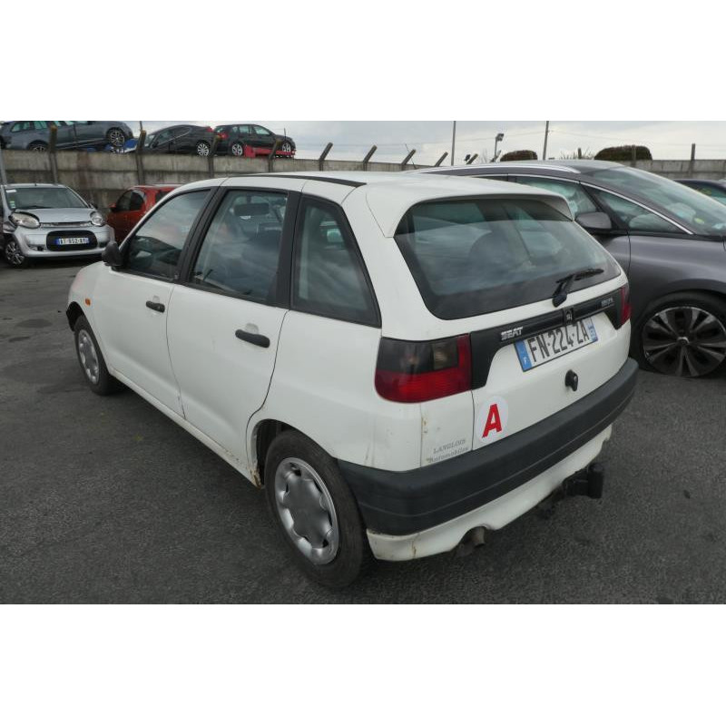 Vitre avant gauche SEAT IBIZA 2 Photo n°10