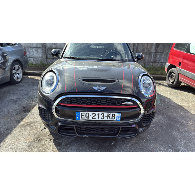 MINI MINI 3 F57 PHASE 1 CABRIOLET 2.0i - 16V TURBO JOHN COOPER WORKS Photo n°16