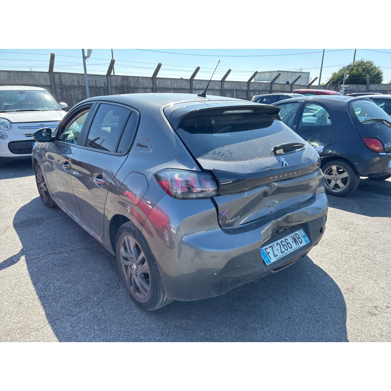 PEUGEOT 208 2 PHASE 1 1.2 PURETECH - 12V TURBO Photo n°4