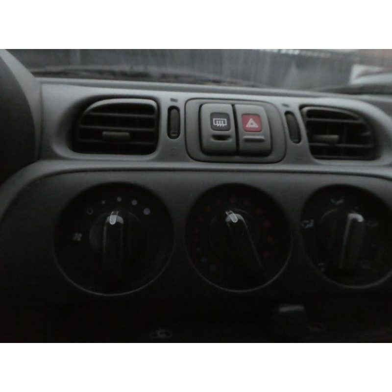 Feu arriere principal droit (feux) NISSAN MICRA 2 Photo n°9