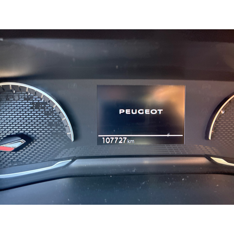 PEUGEOT 208 2 PHASE 1 1.2 PURETECH - 12V TURBO Photo n°15