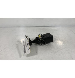 Attache ceinture arriere centrale CITROEN C5 2