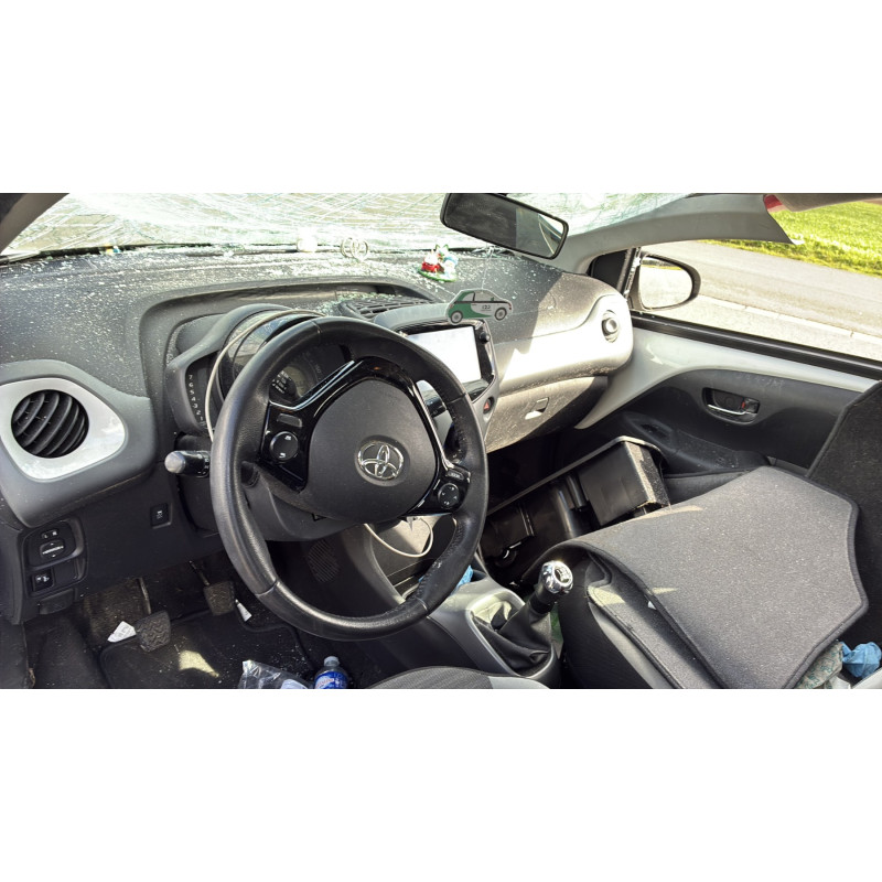 TOYOTA AYGO 2 PHASE 2 1.0 VVTI - 12V Photo n°12